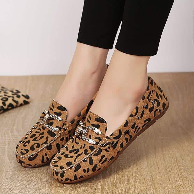 Weiche Loafer mit Leopardenmuster und Strassringen