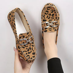 Weiche Loafer mit Leopardenmuster und Strassringen, Braun