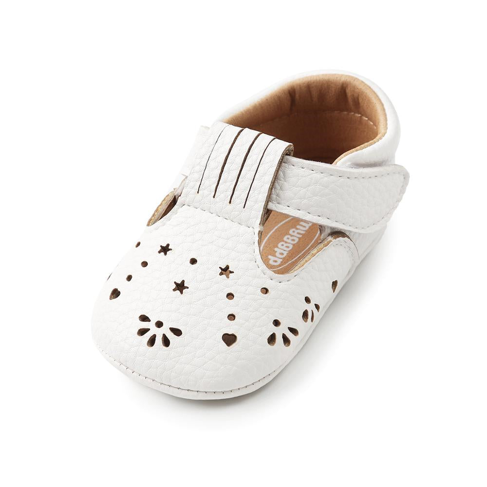 Weiche Mokassins mit Lochmuster für Baby-Mädchen