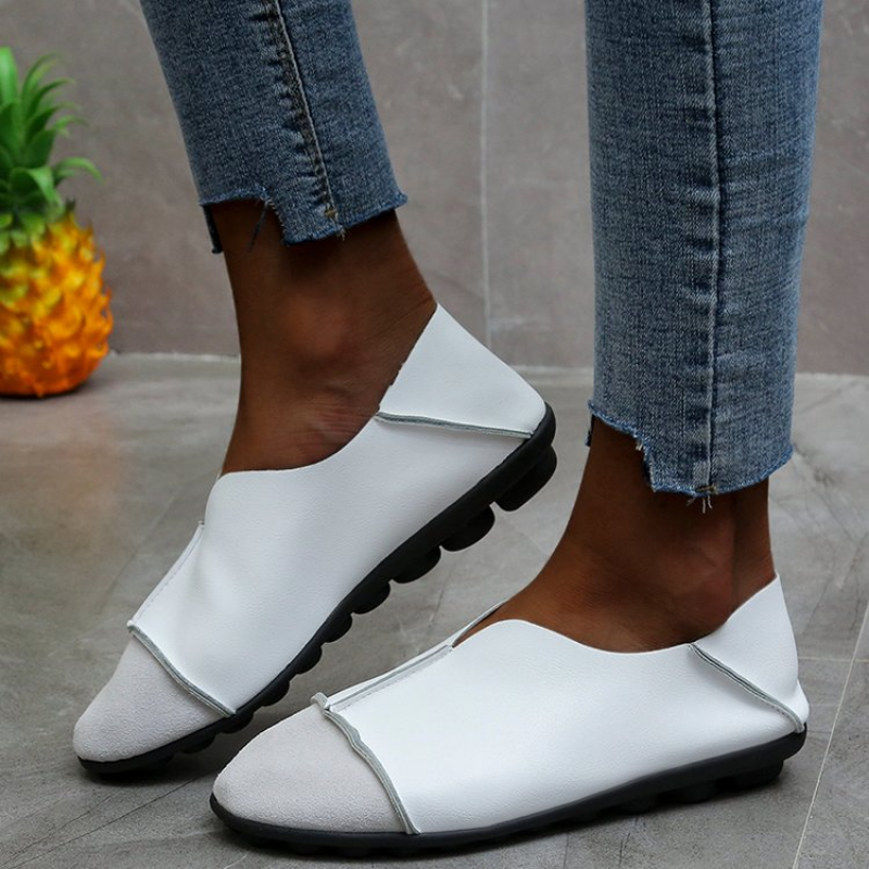 Weiche Damen-Mokassins mit runder Schuhspitze